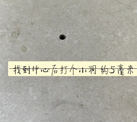 黎城瓷砖空鼓维修公司专业解答在瓷砖铺贴过程中，如果砂料搅拌不均匀，将会带来以下问题